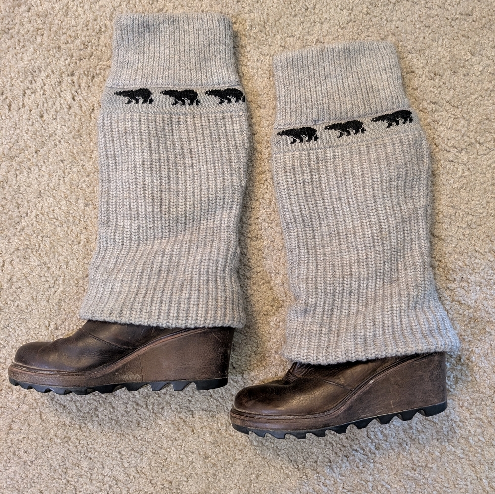 Sorel Cable Knit Wedge Boots Size 8